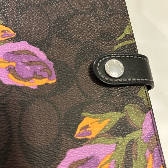 Floral Patterned RARE Coach Notebook with Snap Closure - Picture 5 of 5